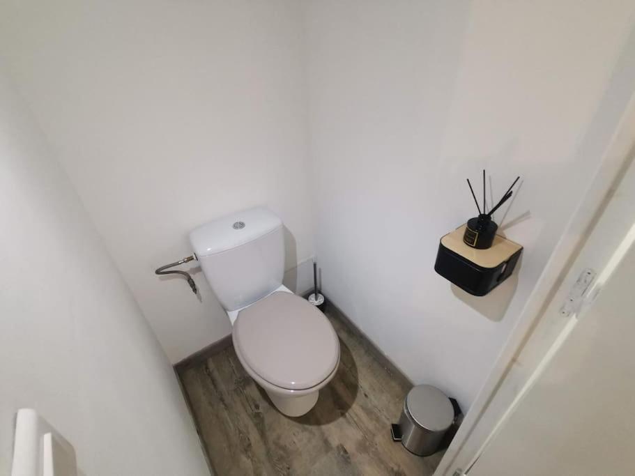 Esprit Cocooning -Proche Centre- Apartment Тулон Екстериор снимка